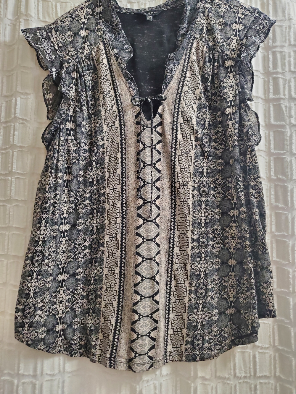 Women’s Black and Cream Printed Ruffle Sleeve Top - Picture 6 of 13